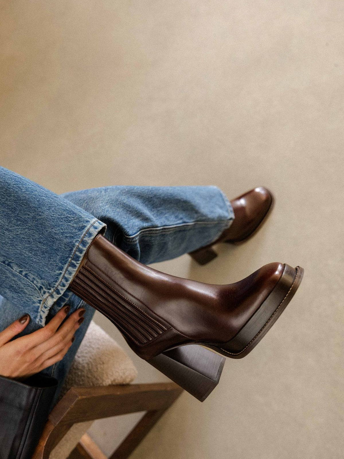 SHOES